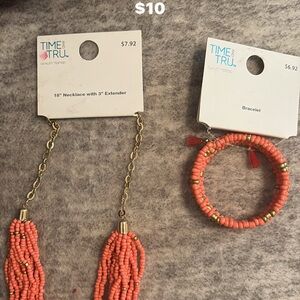 Time and Tru Coral Beaded Jewelry Set